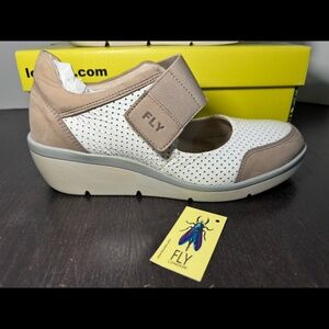 Fly London Naje Mary Jane Wedge Pump Heels Shoes White/Tan Size EU 38/US 7.5-8